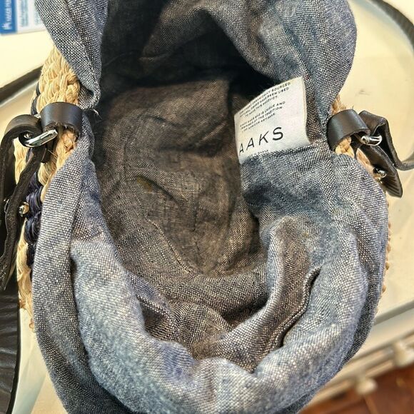 Love AAKS Baw Pot Wavy Crossbody Ratan Leather Natural & Navy Straw Liner - Picture 9 of 9